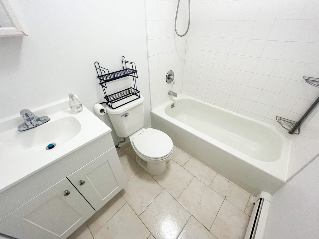 3912 Fillmore Avenue - Photo 10