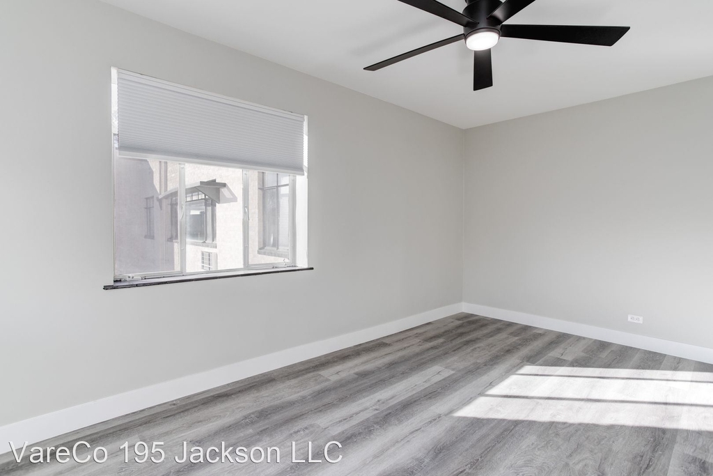 195 Jackson St - Photo 16