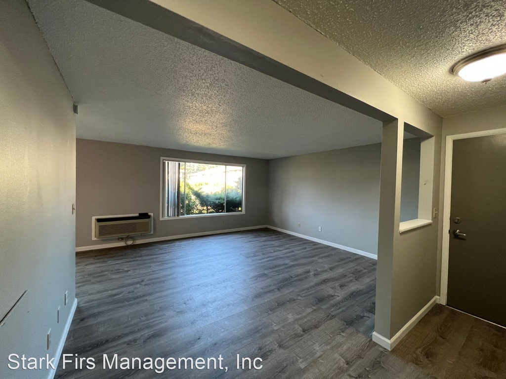 10325 Ne Hancock St. - Photo 1