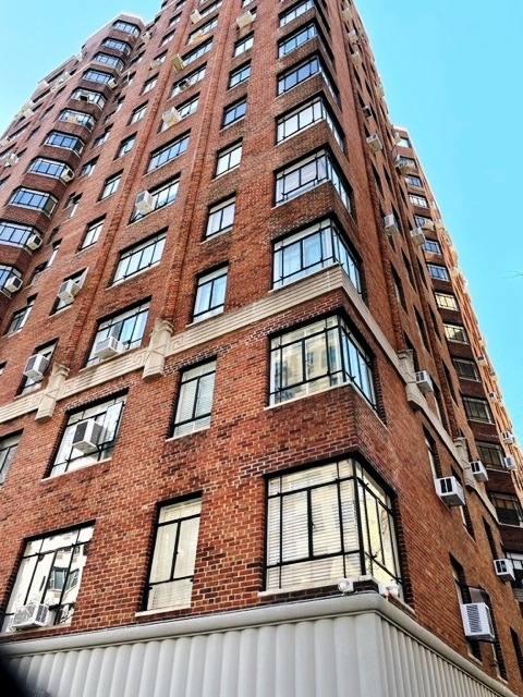 20 Fifth Avenue - Photo 13