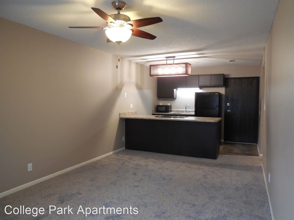 120 College Park Circle - Photo 4