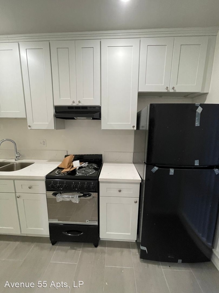 139 S. Ave. 55 - Photo 4