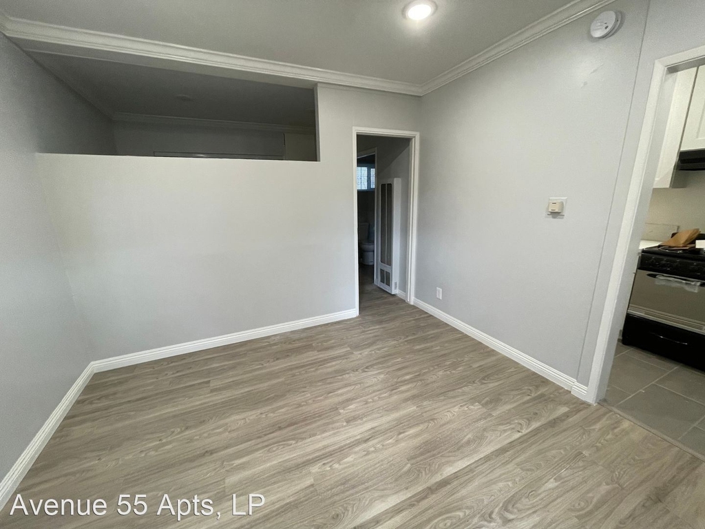 139 S. Ave. 55 - Photo 1