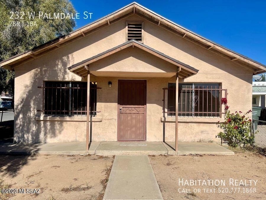 232 W Palmdale Street - Photo 0