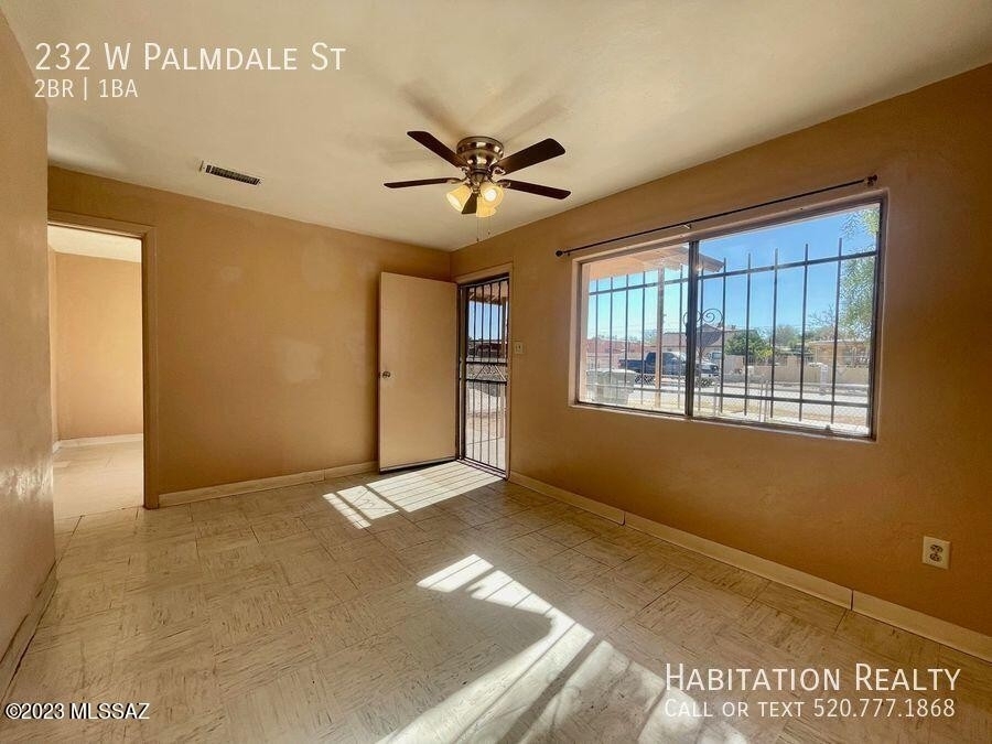 232 W Palmdale Street - Photo 2