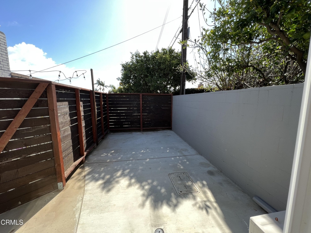 35 San Benito Avenue - Photo 7