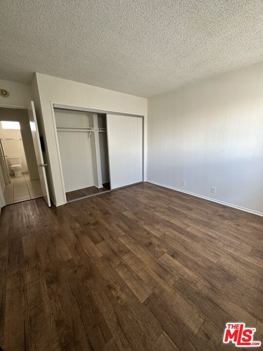 220 Bay St - Photo 5