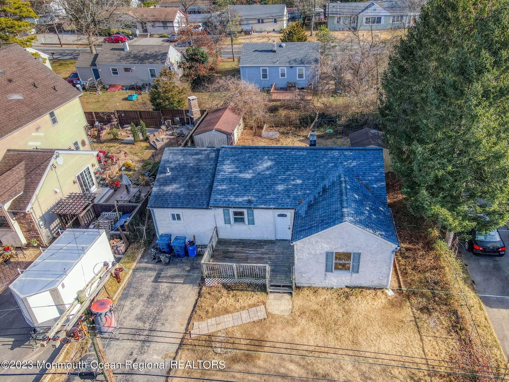 347 Ship Avenue - Photo 4