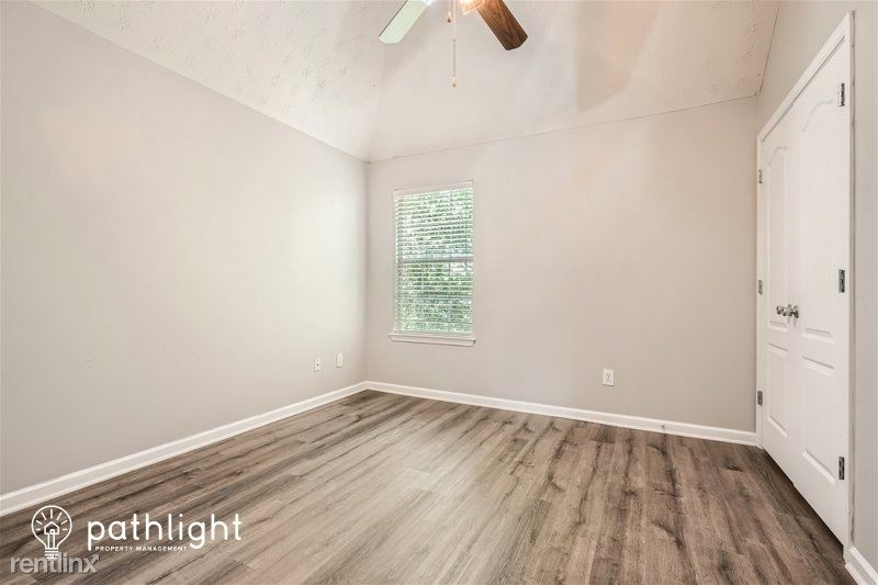 552 Howell Dr Unit - Photo 13