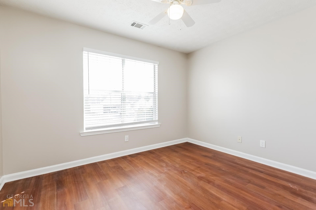 12379 Riviera Drive - Photo 11