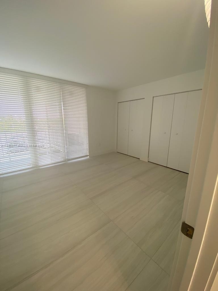 881 Ocean Dr - Photo 15