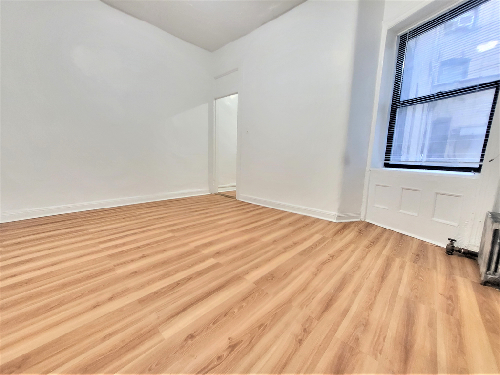 319 East 108th Street - Photo 2