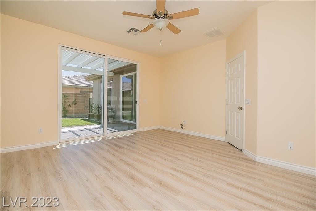 10482 Riverside Park Avenue - Photo 12