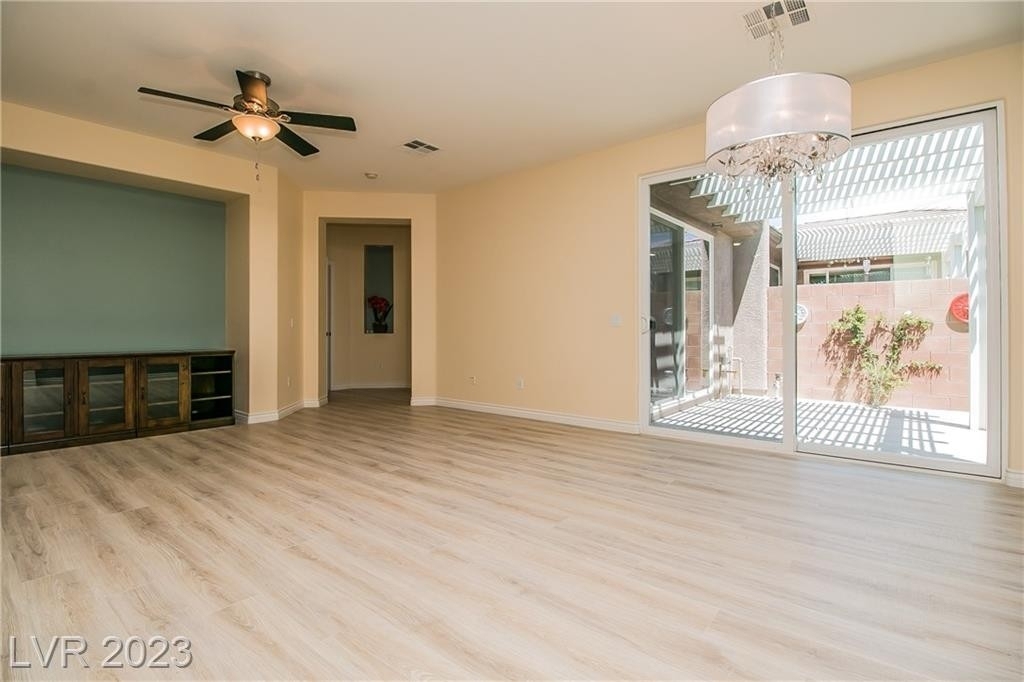 10482 Riverside Park Avenue - Photo 4