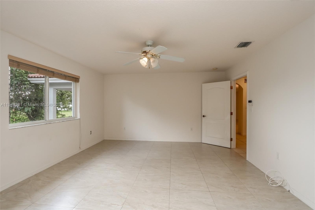 4145 Sw 84th Ct - Photo 22