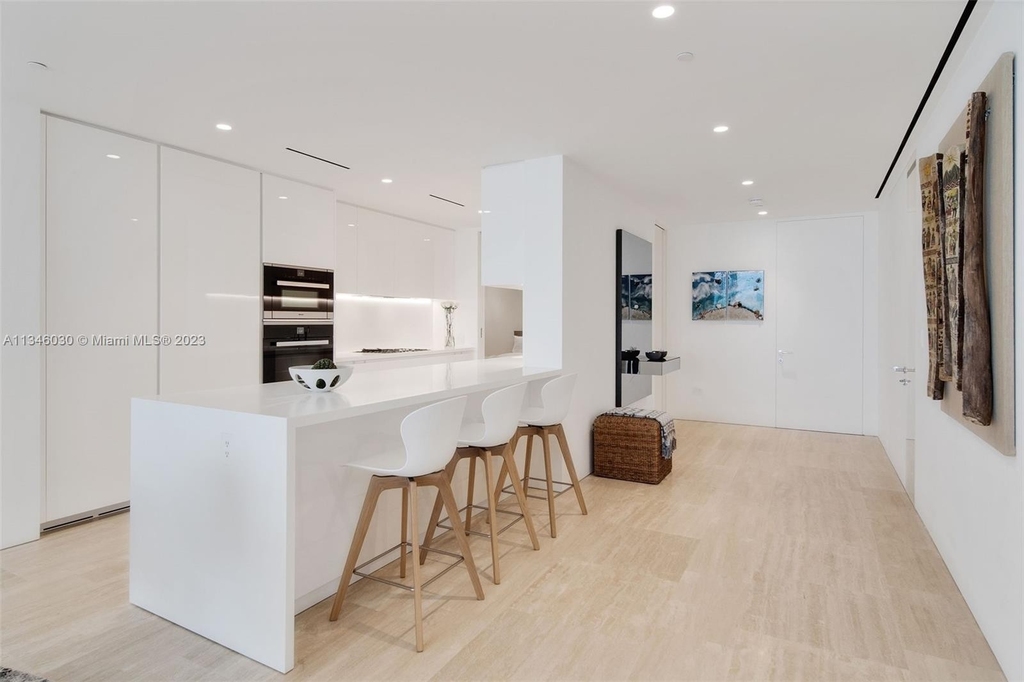 9001 Collins Ave - Photo 18