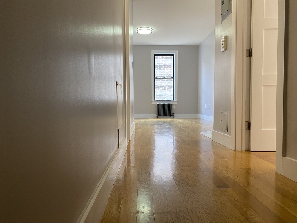 West 143rd Street - Photo 1