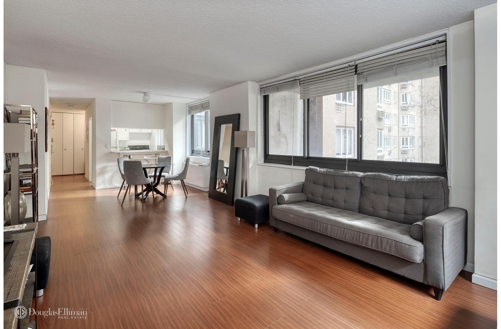 347 W 57th St - Photo 1