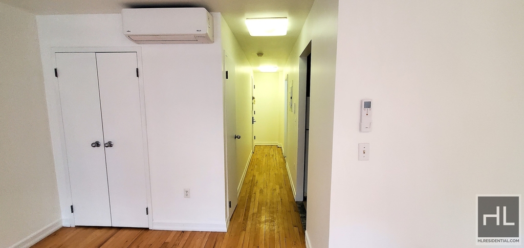 430 Lenox Avenue - Photo 3