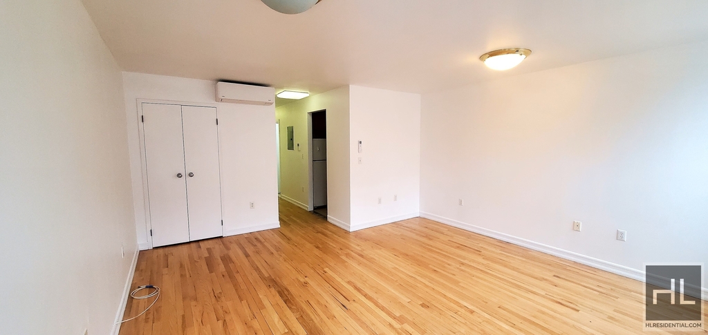 430 Lenox Avenue - Photo 2