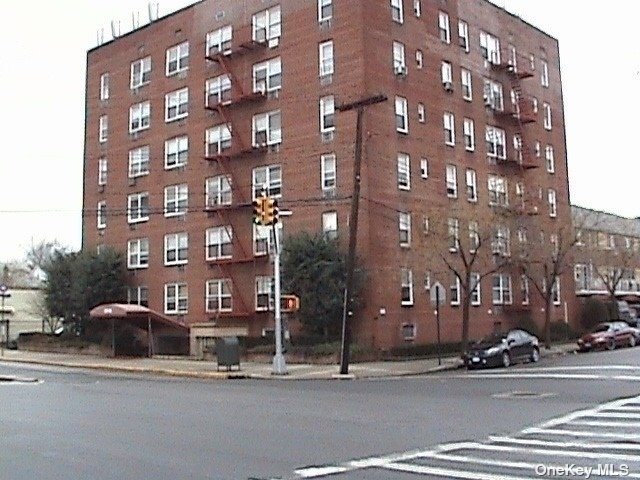 222-89 Braddock Avenue - Photo 0