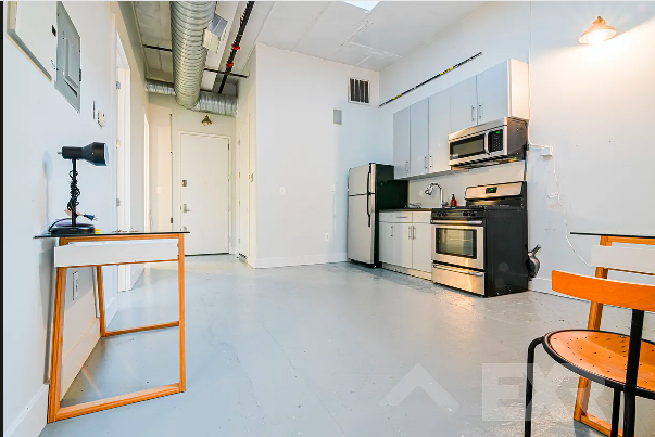 619 Hancock Street - Photo 1