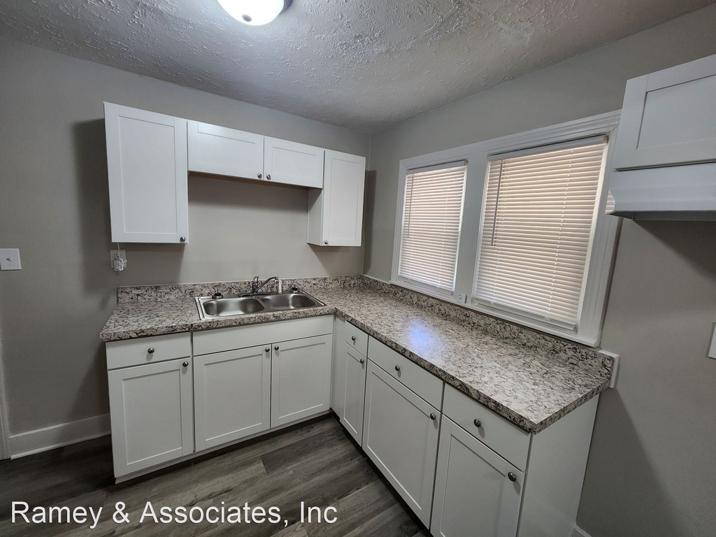 1809 Ratcliff Ave - Photo 12