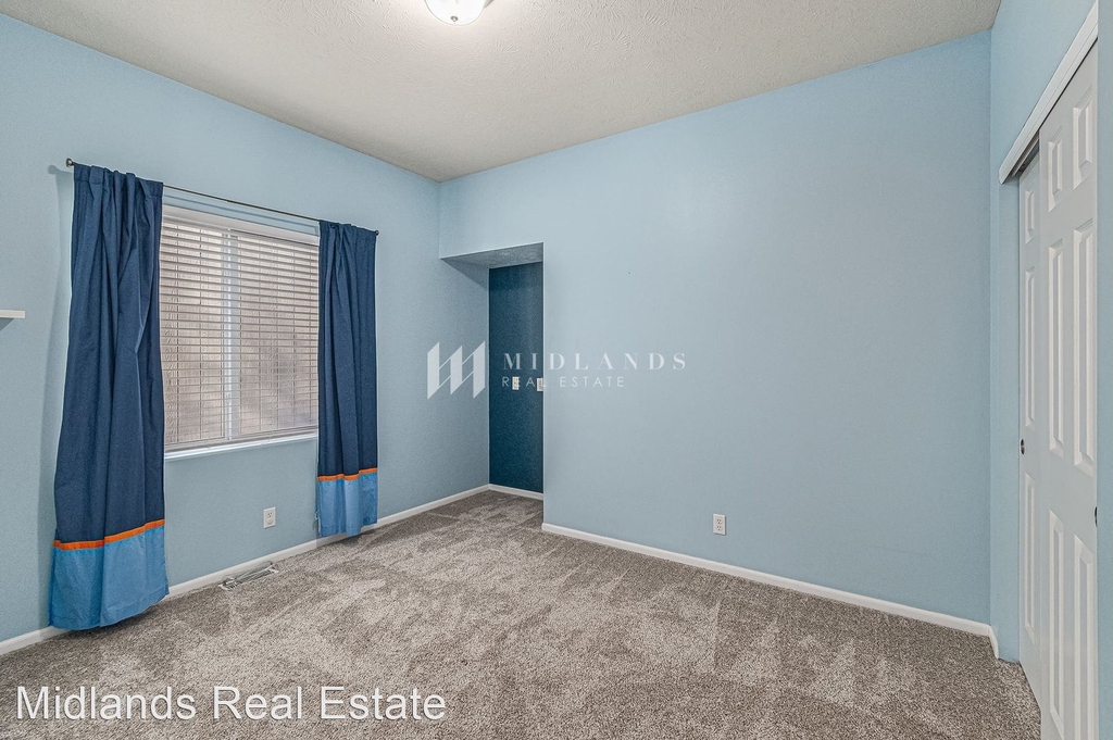 4851 S 187th Ave. - Photo 6