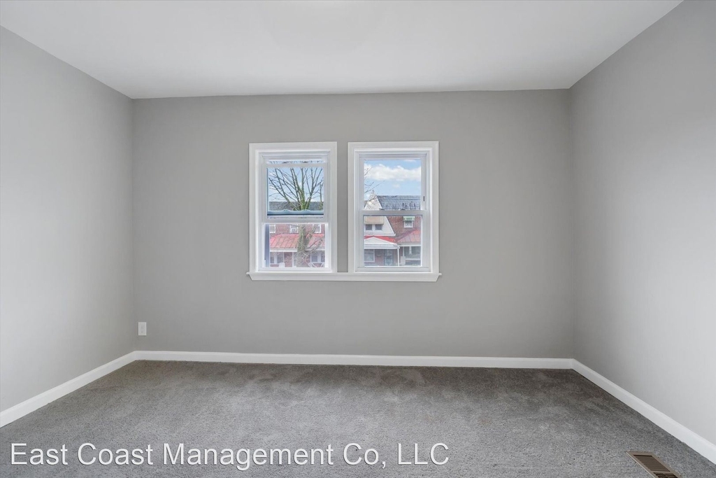 3906 Woodridge Rd - Photo 32