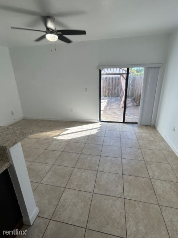 3202 Se 5th Ct - Photo 5