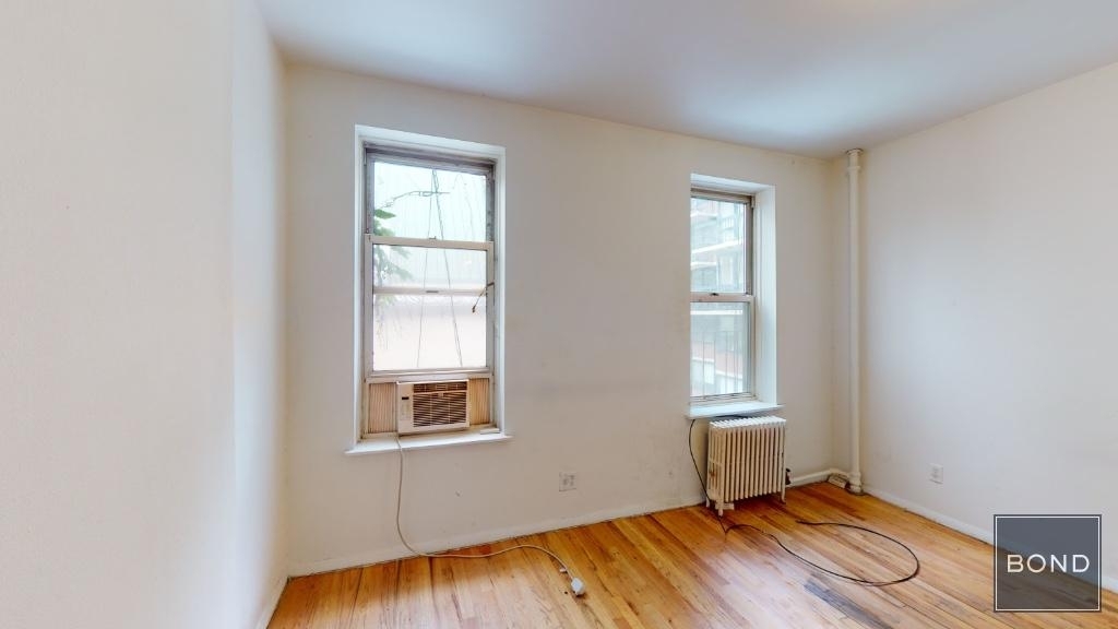 1435 First Avenue - Photo 1