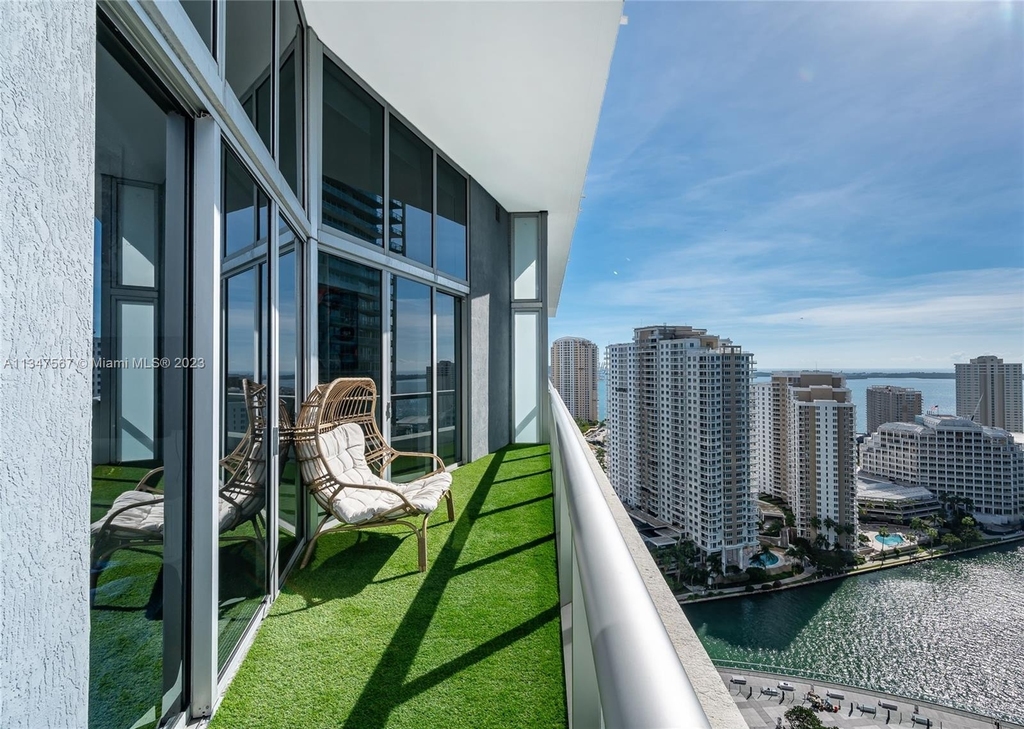 475 Brickell Ave - Photo 13