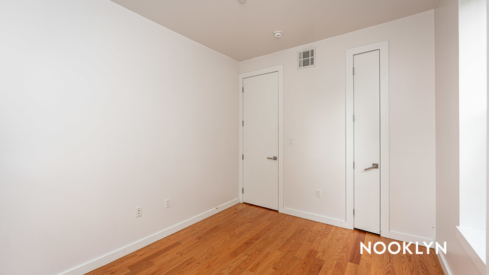 662 Park Place - Photo 10