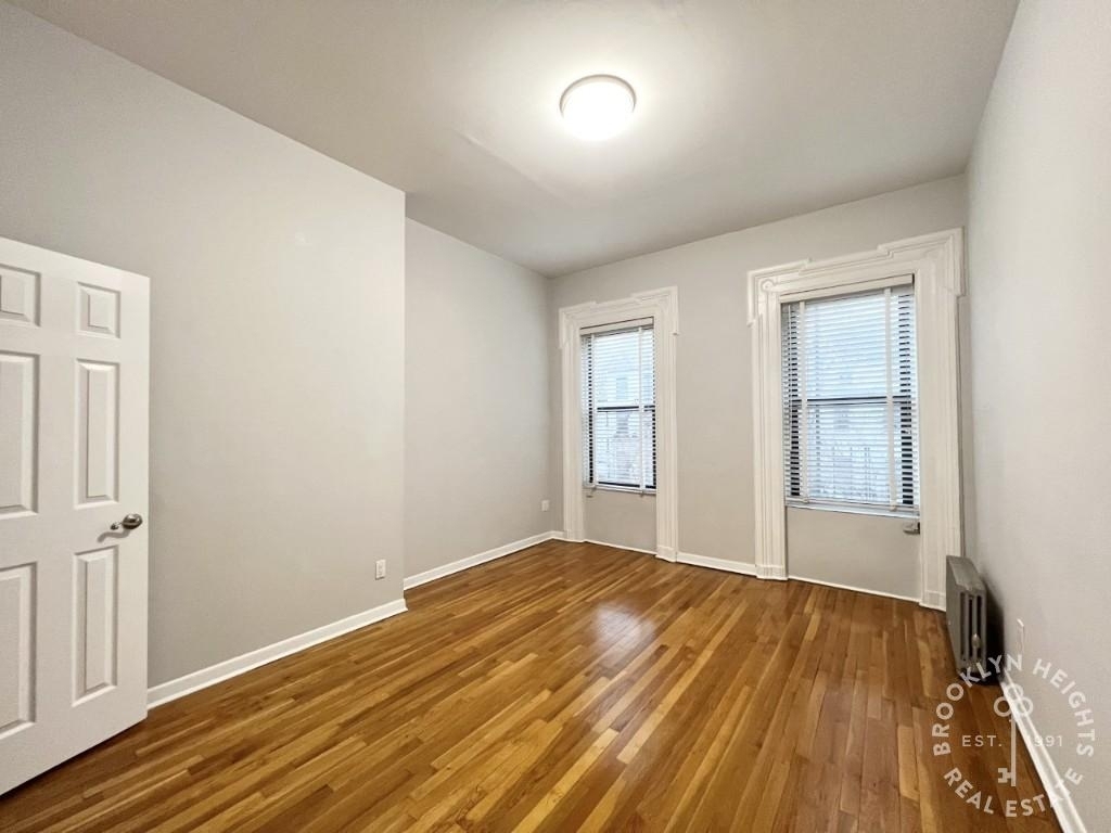 300 Hicks St. - Photo 4