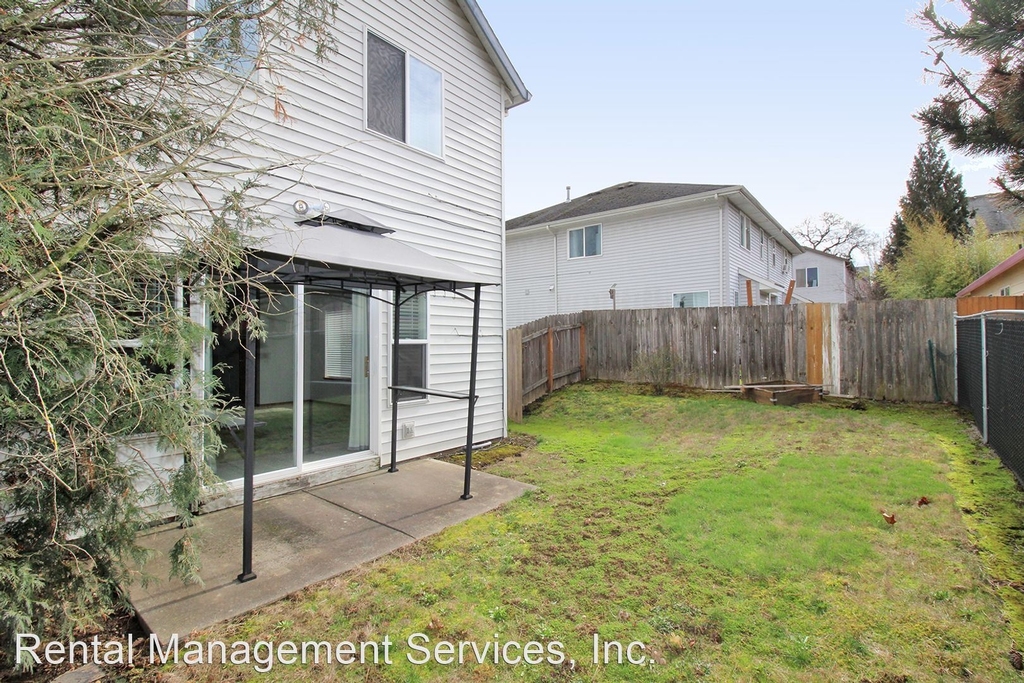 3619 Ne 157th Ave - Photo 29