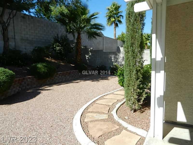 3265 Fossil Springs Street - Photo 2