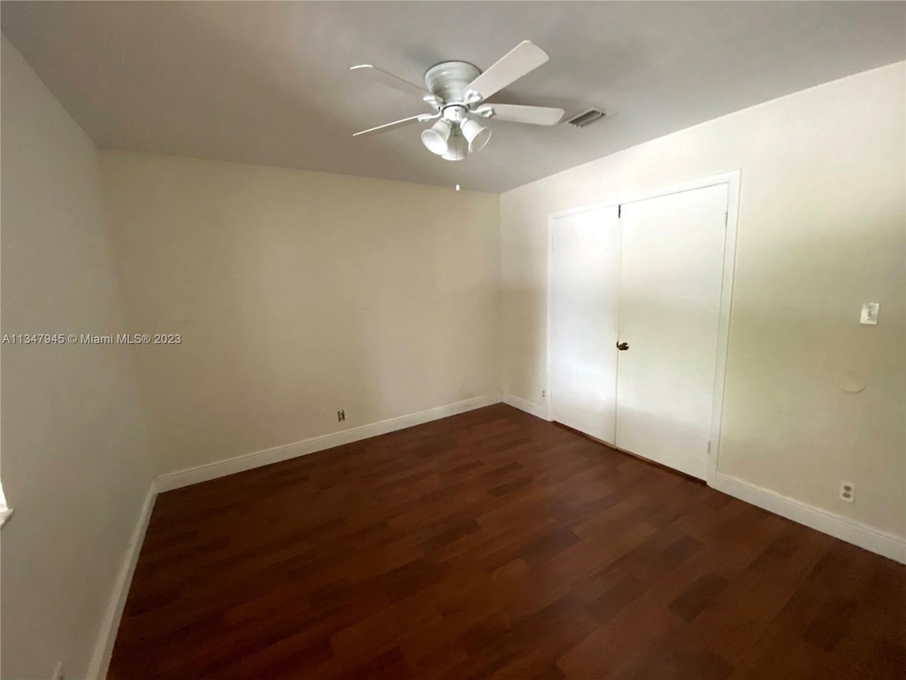 9402 Sw 140th Ct - Photo 19