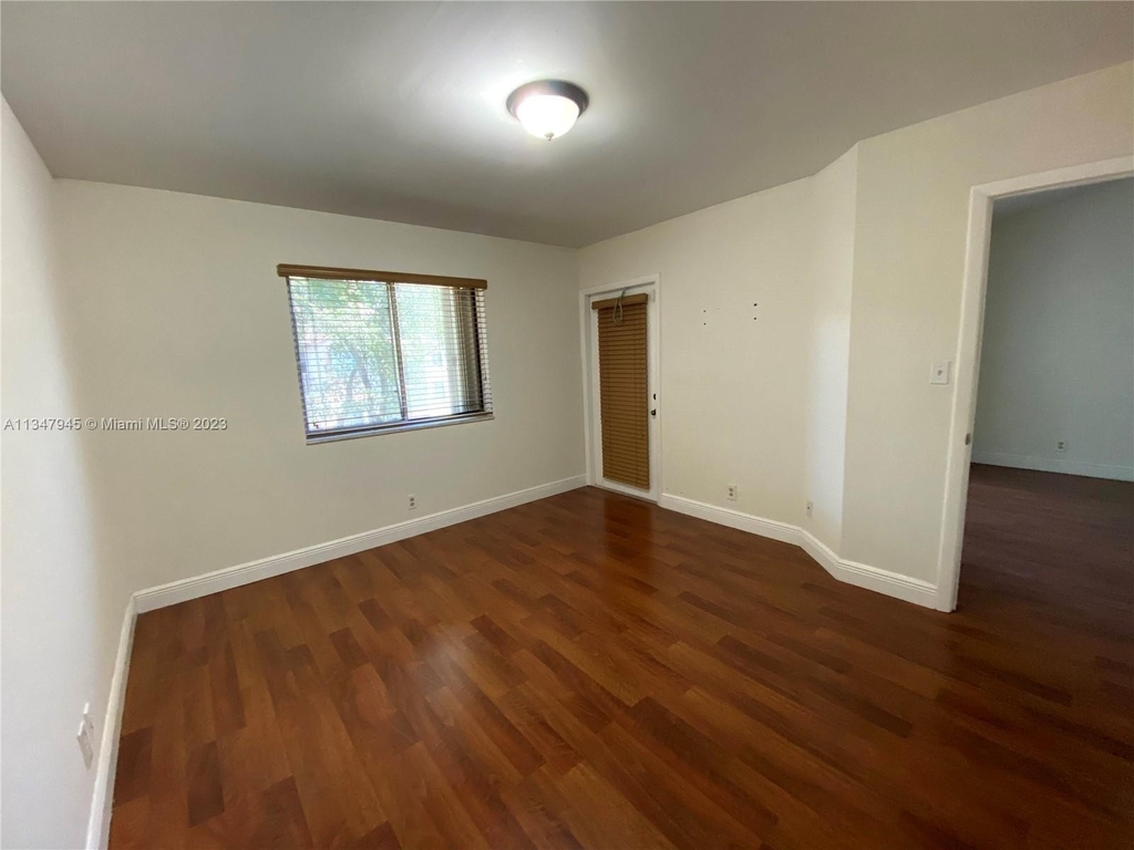 9402 Sw 140th Ct - Photo 12