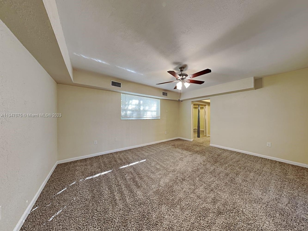 3820 S Lake Ter - Photo 14