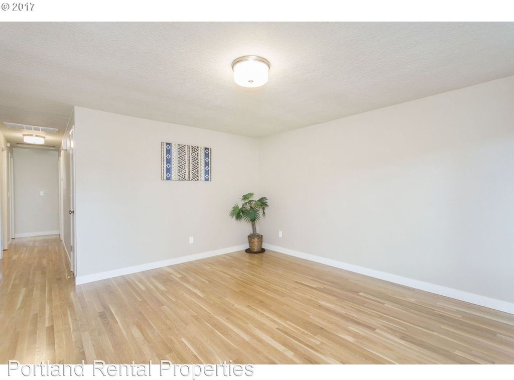 4735 Ne Alberta Ct. - Photo 1