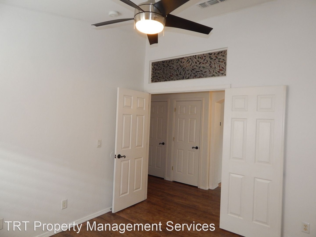 8411 S Mount Elise Rd - Photo 24