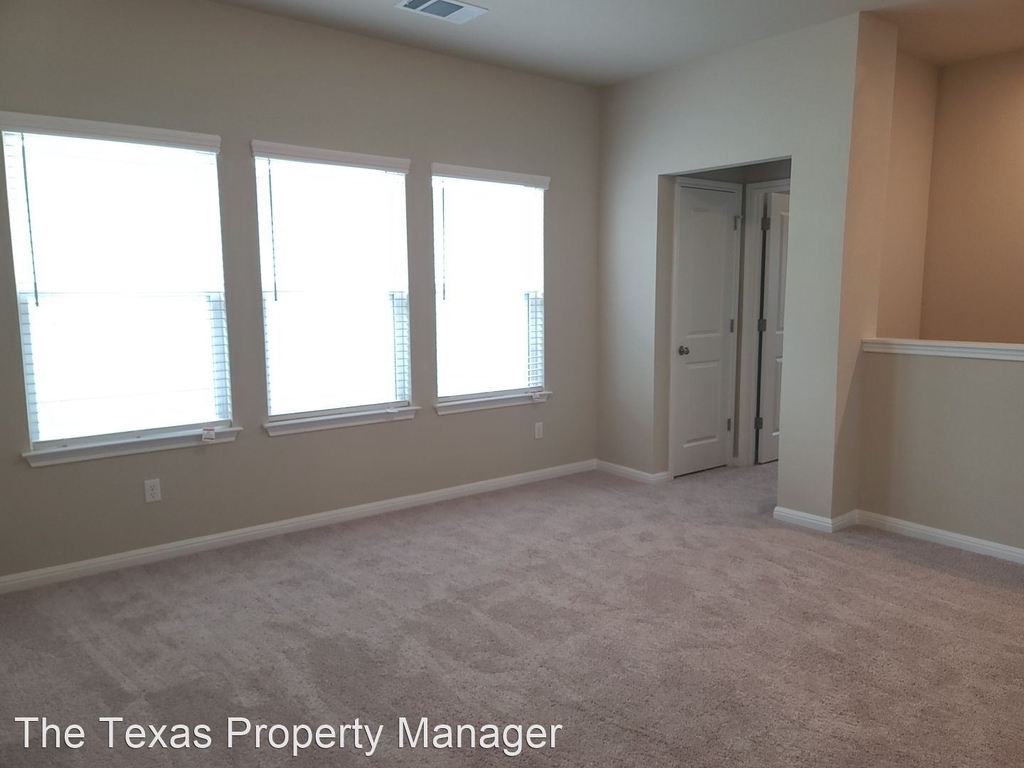 1621 Bella Dr - Photo 36