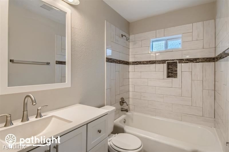 317 Motley Street Unit - Photo 14