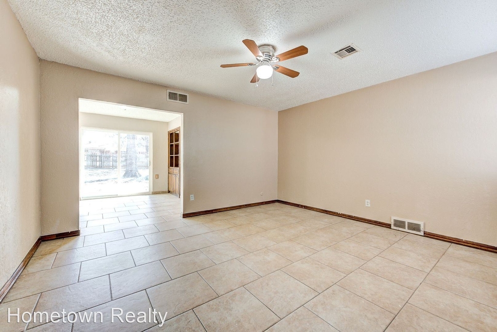 1704 Melody Drive - Photo 6