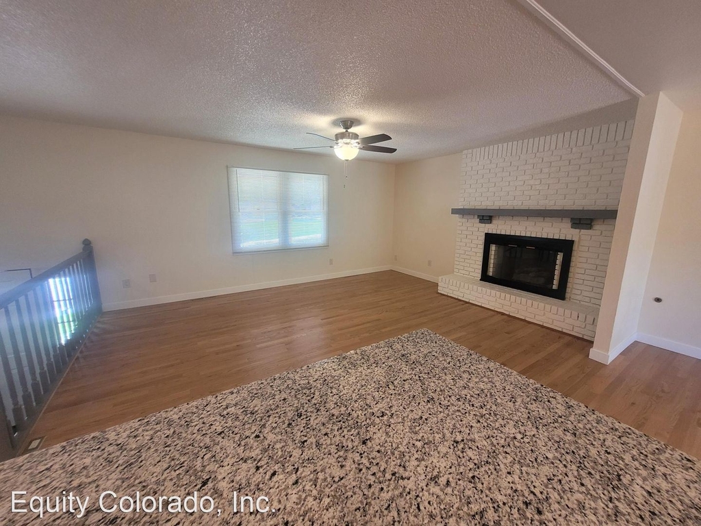 3530 Clubheights Drive - Photo 4