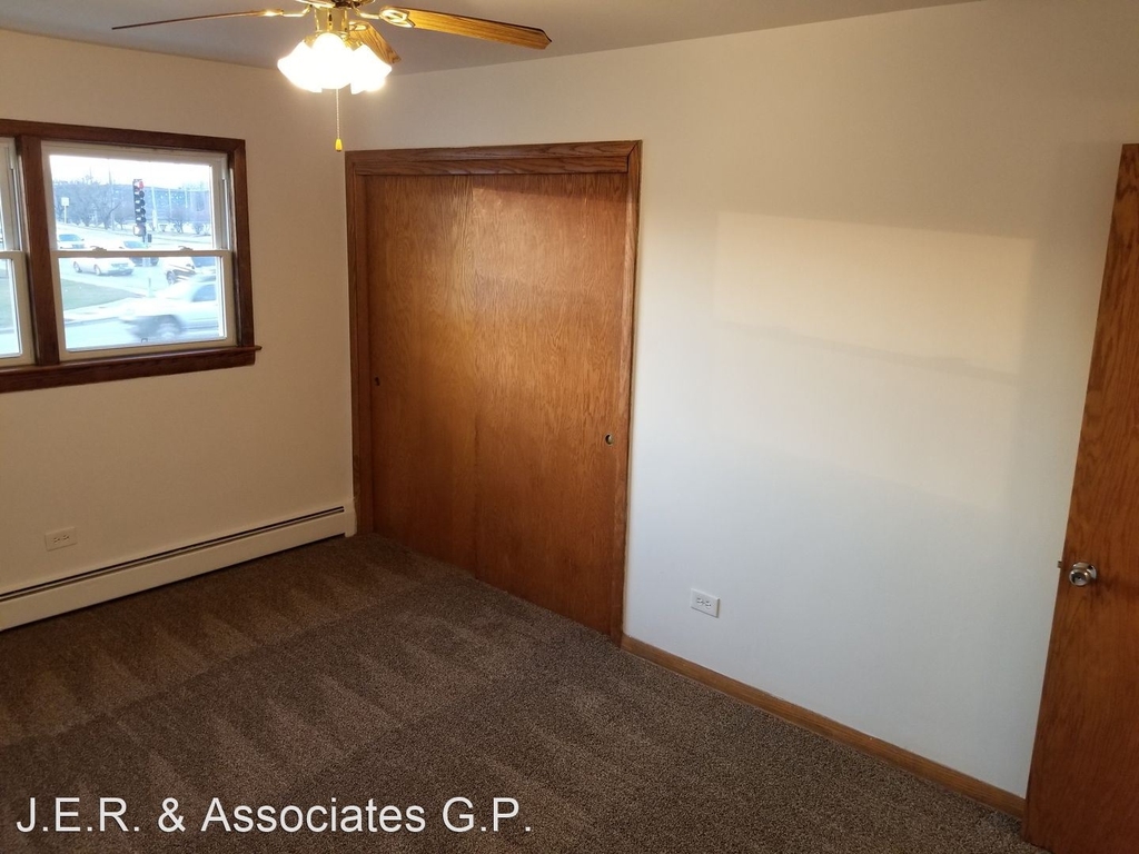 2420 W. Roosevelt Road - Photo 6