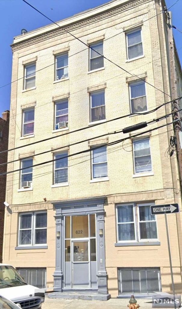 622 North 5th Street - Photo 0