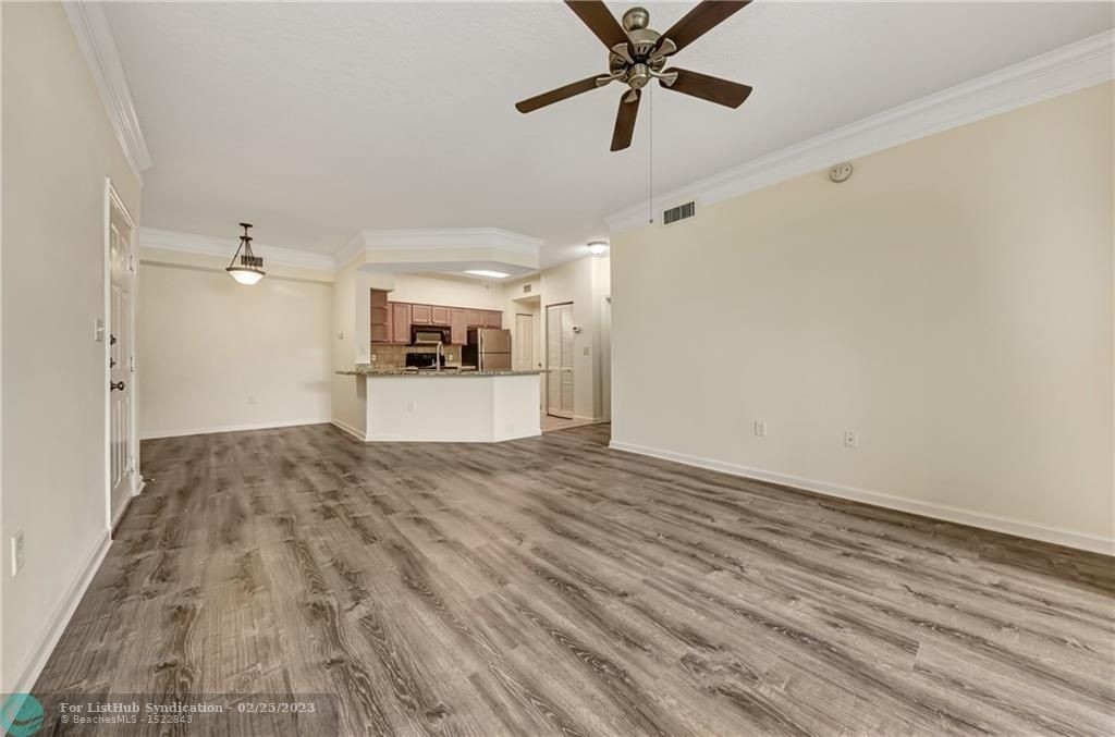 9873 Baywinds Dr - Photo 3