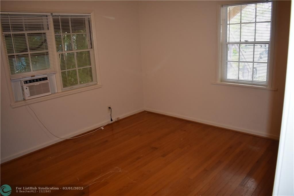 3021 Seville St - Photo 24