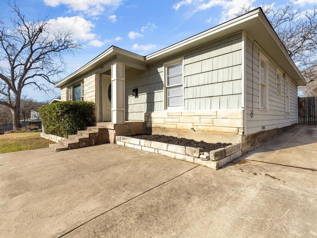 4366 Valentine Street - Photo 26